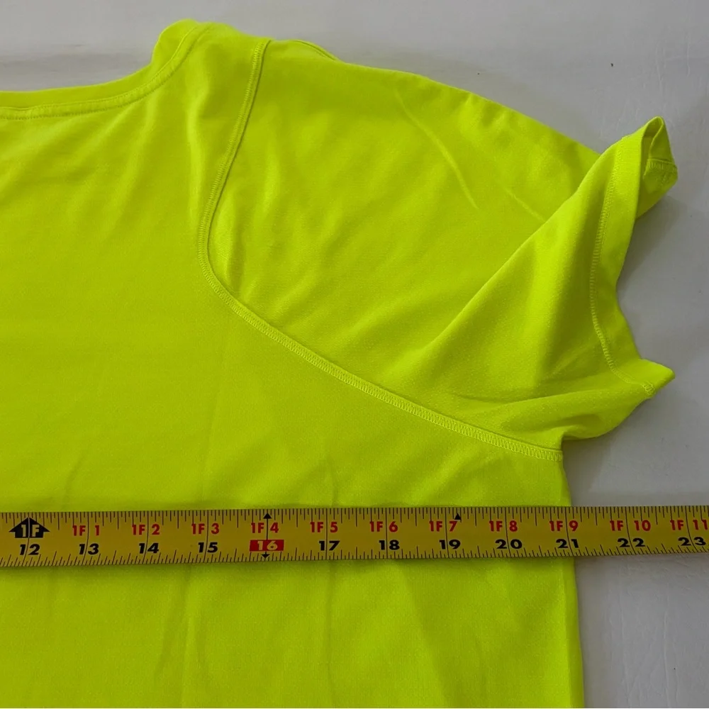Lululemon Women’s Top Lightweight Cinched Hem Hiking T Shirt size 12 - Picture 13 of 14